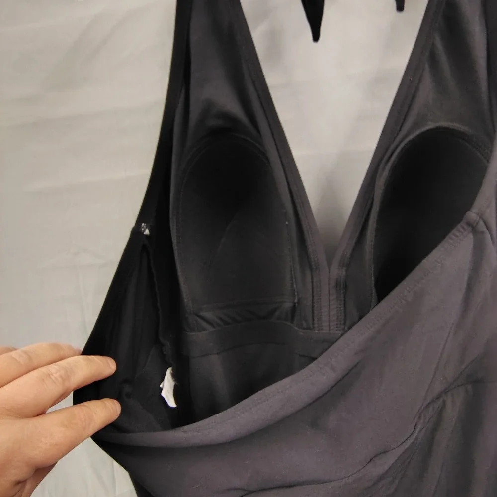 Apt 9 Womens 2X Black Halter Tankini Top Geometric Ruffle Trim Padded‎ Swimwear